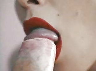 Free streaming lipstick milf swallows cum - Real Naked Girls
