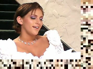 Pengantin wanita, Cantik, Perkawinan